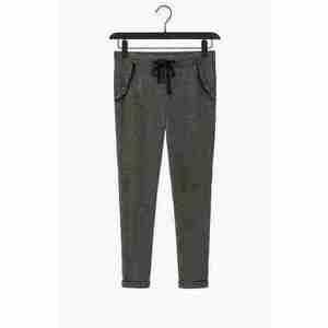 Epic Threads Plaid Carrot Pants